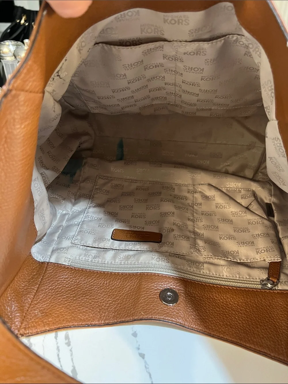 Michael Kors Cognac Leather Shoulder Hobo Bag Luggage Tan
